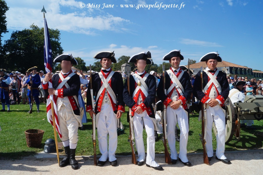 Préparation des troupes pour l'arrivée de l'HERMIONE